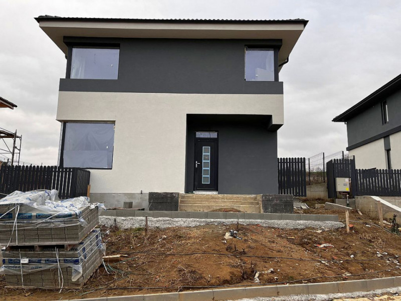 Casa individuala in Corusu, 120 mp utili, 500 mp teren, semifinisata