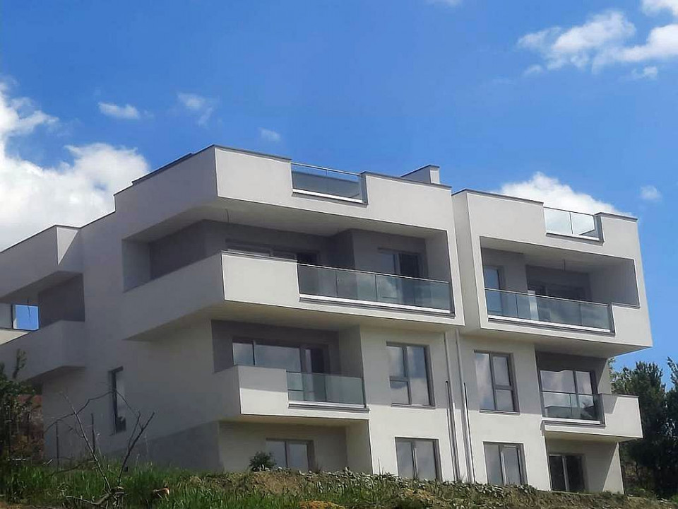 Duplex de vanzare Borhanci, 200 mp utili, terasa panoramica 85 mp, view superb