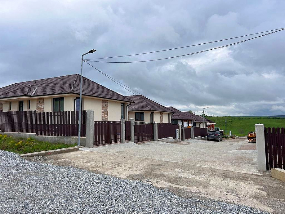 Casa individuala in Corusu, 120 mp utili, teren 603 mp, comision 0!