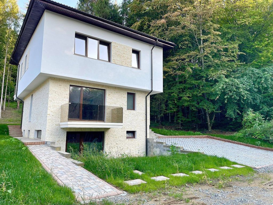 Casa individuala in Faget, 175 mp utili, teren 1333 mp. Detine CF!