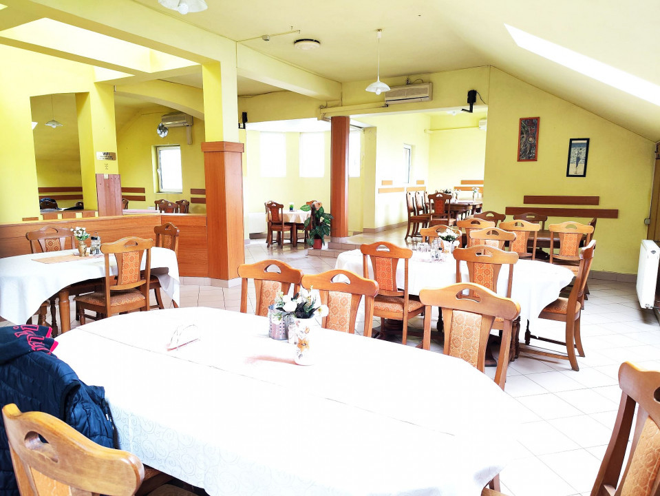 Spatiu comercial de vanzare in Dej, 220 mp utili, restaurant in functiune