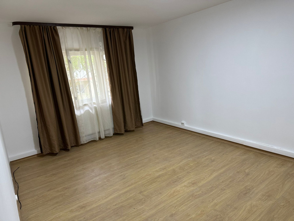 Apartament 3 camere Zorilor, 65 mp, decomandat, finisat, zona Piata Zorilor