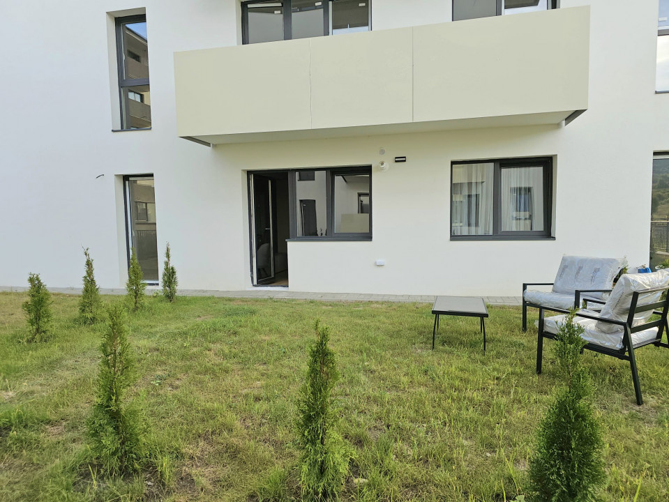 Apartament cu gradina proprie in Floresti, zona Terra, ultrafinisat