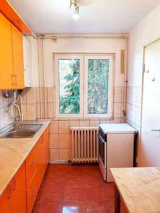 Apartament 3 camere Gheorgheni, 69 mp utili, etaj 2 din 4, zona Brancusi