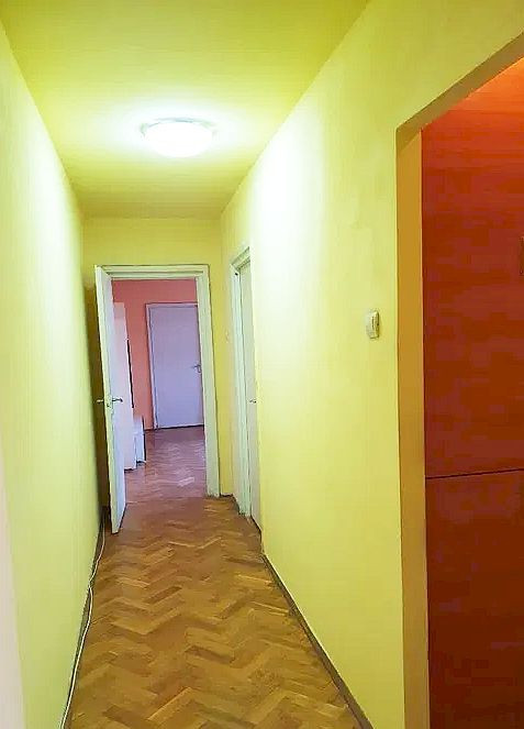 Apartament 3 camere Gheorgheni, 69 mp utili, etaj 2 din 4, zona Brancusi