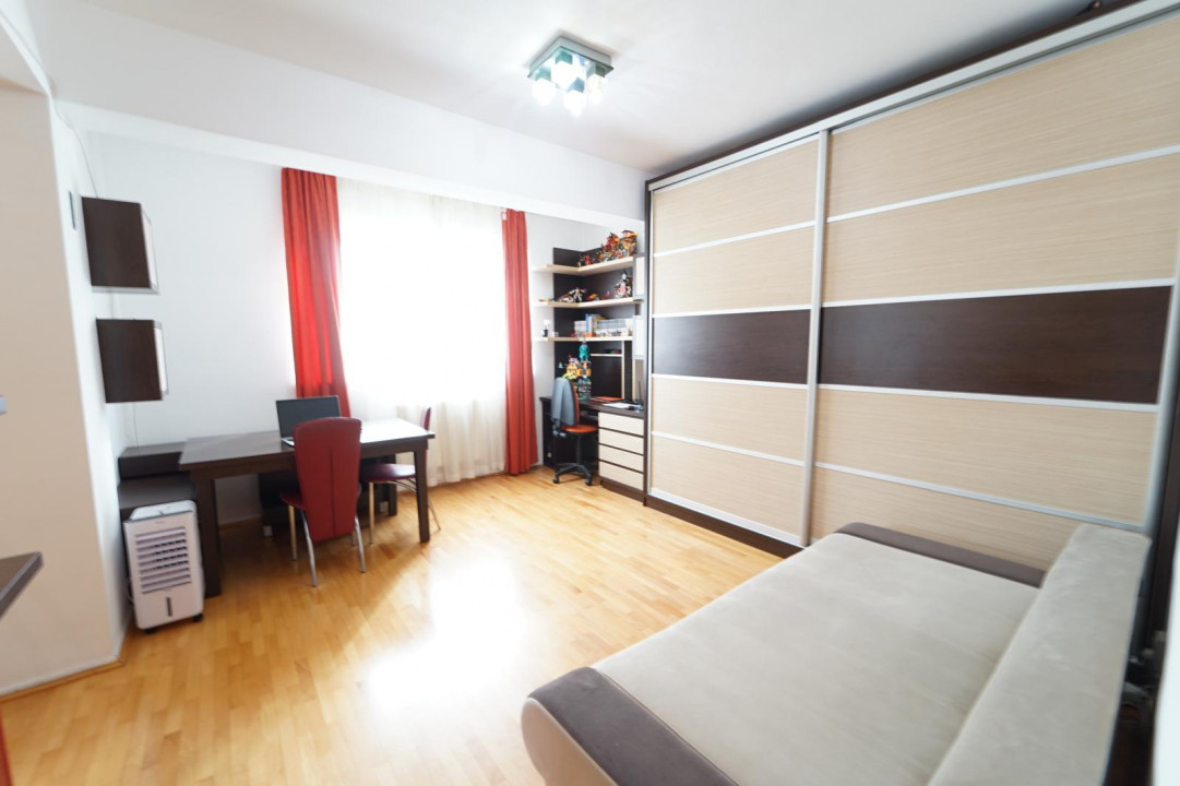 Apartament de vanzare in Manastur, 38 mp, finisat, mobilat, zona La Terenuri