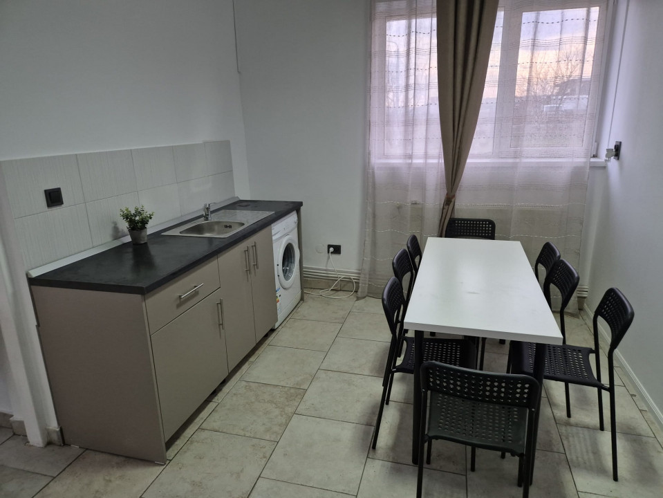 Casa individuala in Jucu, formata din 2 apartamente, la strada principala