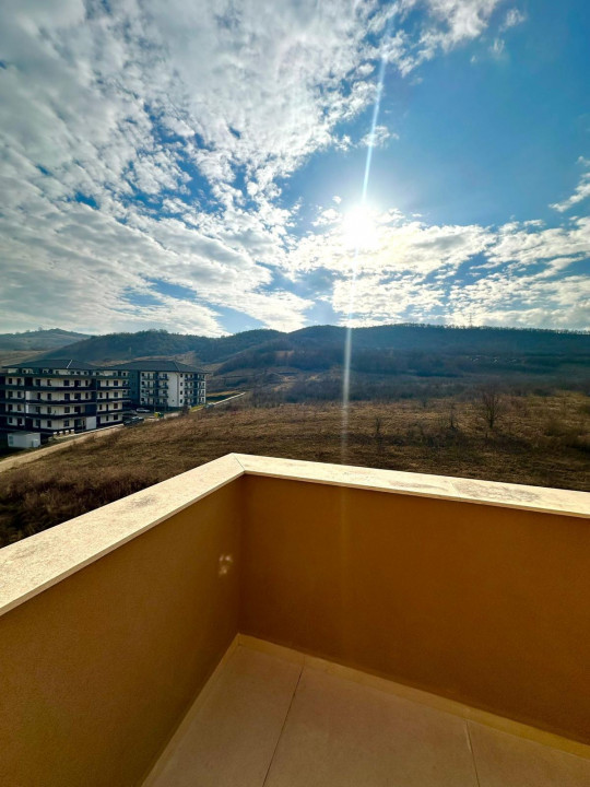 Penthouse de vanzare in Floresti, finisaje PREMIUM, mobilat si utilat modern
