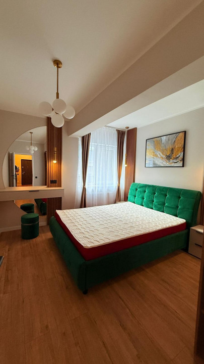 Apartament 2 camere Floresti, 54 mp, terasa 11 mp, ultrafinisat, zona Terra