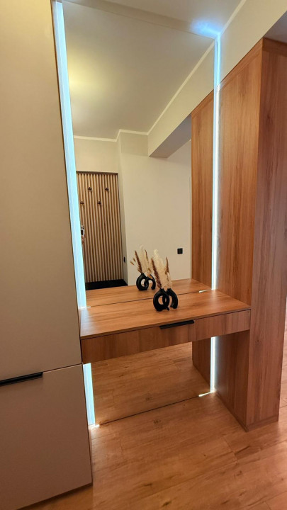 Apartament 2 camere Floresti, 54 mp, terasa 11 mp, ultrafinisat, zona Terra