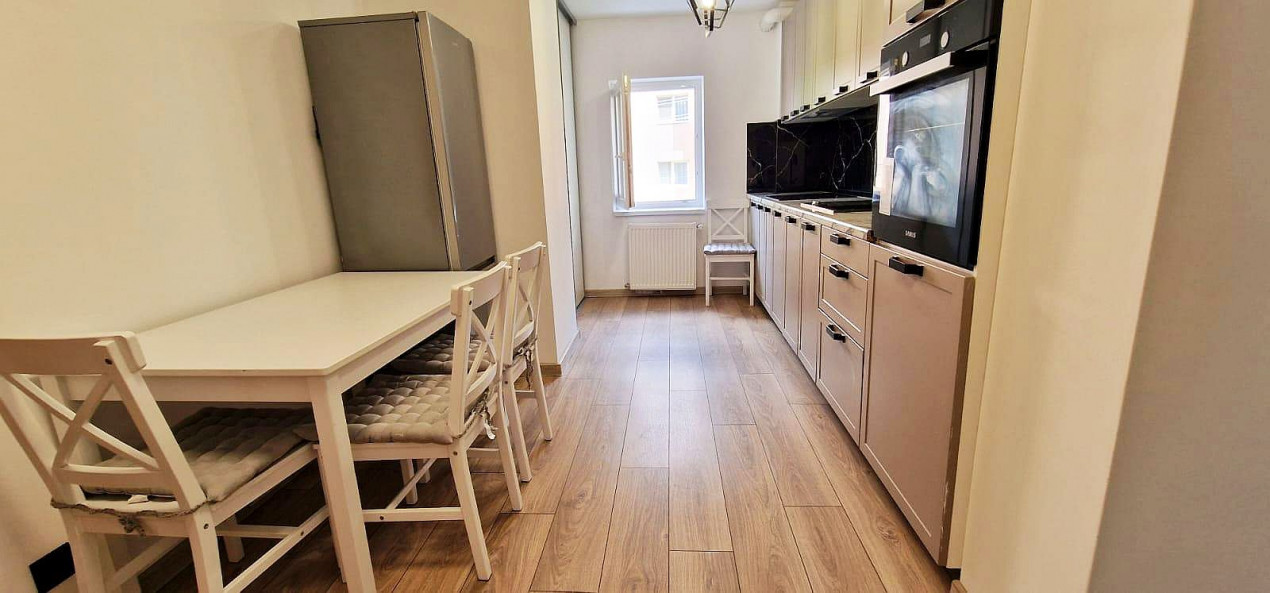 Apartament 3 camere Floresti, 62 mp utili, ultrafinisat, mobilat si utilat