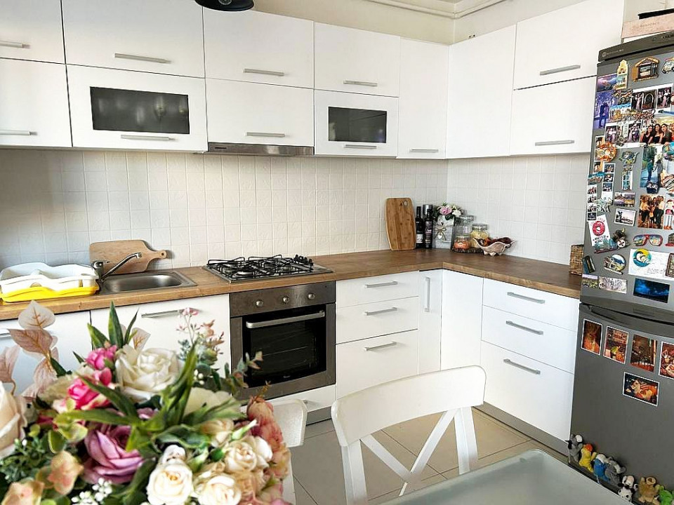Apartament superb zona Vivo, terasa panoramica, terasa acoperita, semineu