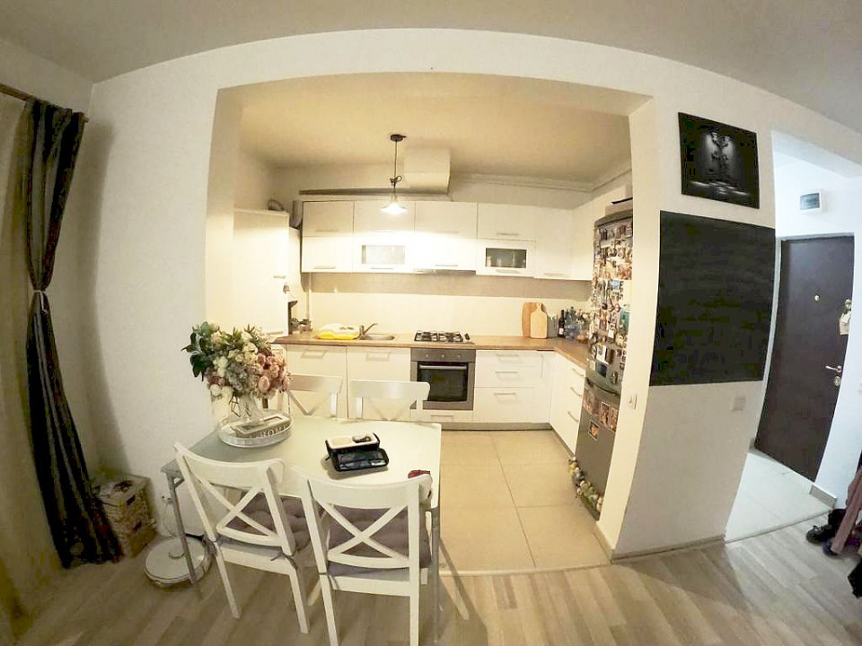 Apartament superb zona Vivo, terasa panoramica, terasa acoperita, semineu