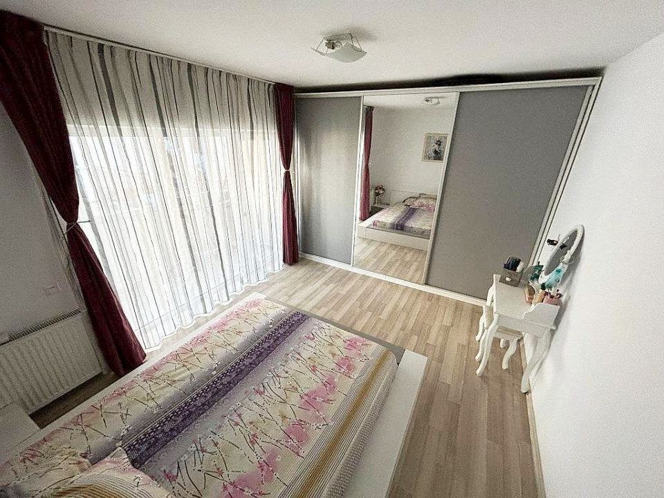 Apartament superb zona Vivo, terasa panoramica, terasa acoperita, semineu