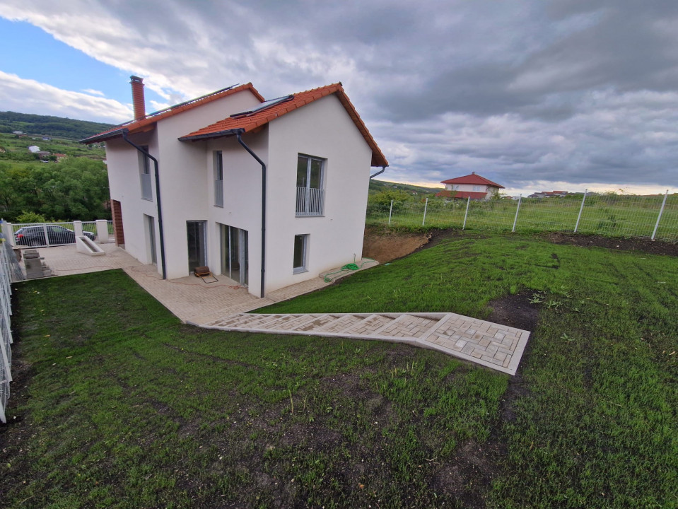 Casa individuala in Chinteni, proiect deosebit, materiale PREMIUM