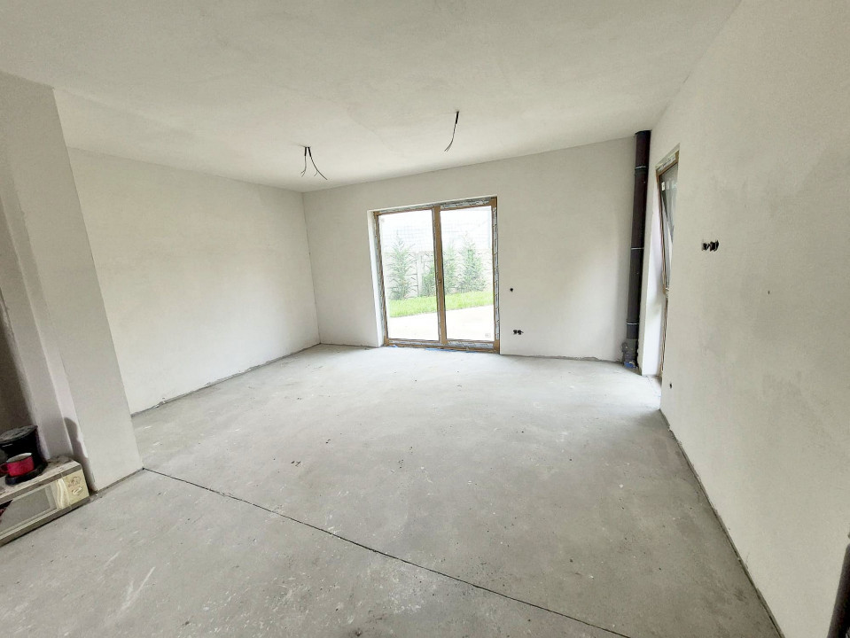 Casa tip duplex de vanzare, zona Parc Gheorgheni, constructie finalizata