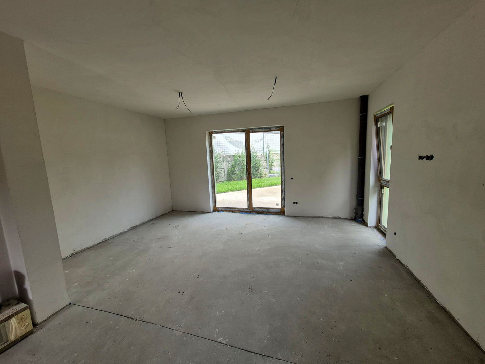 Casa tip duplex de vanzare, zona Parc Gheorgheni, constructie finalizata