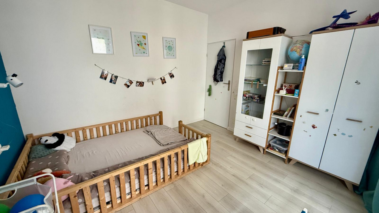 Apartament 3 camere Zona Citadela, 68 mp utili, ansamblu cochet, parcare