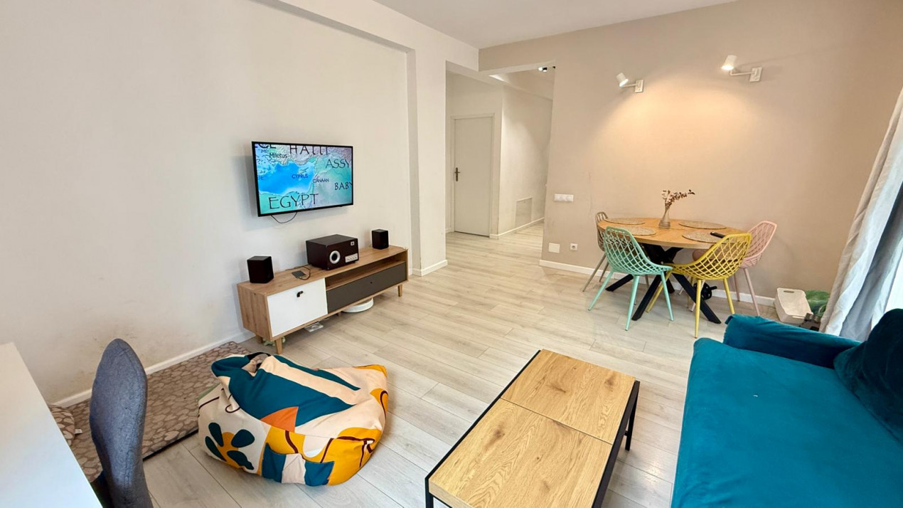 Apartament 3 camere Zona Citadela, 68 mp utili, ansamblu cochet, parcare