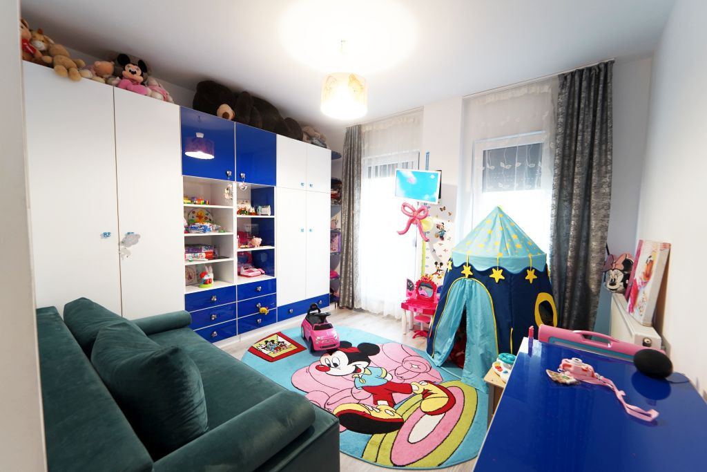 Apartament 3 camere Europa, 76 mp, finisat modern, mobilat si utilat