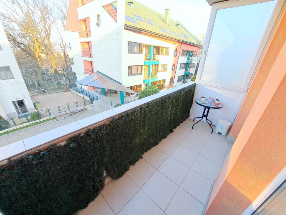 Apartament modern de vânzare, 2 Camere, 67mp, Zonă Centrală-Republicii
