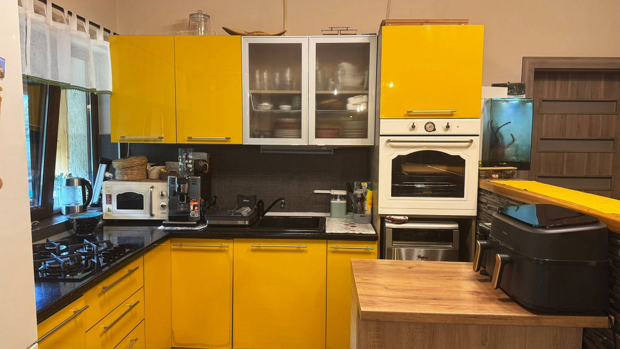 Oportunitate! Apartament cu 4 Camere, 2077 €/mp, parcare Inclusă, comision 0!