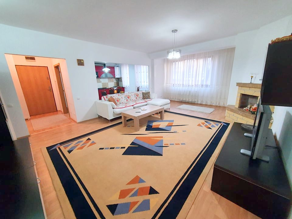 Apartament 2 Camere Gheorgheni, suprafață generoasă și loc de parcare inclus