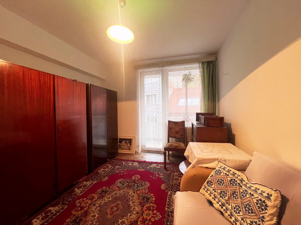 Apartament 2 camere, Ultracentral Cluj-Napoca, 48 mp, decomandat, etaj 1