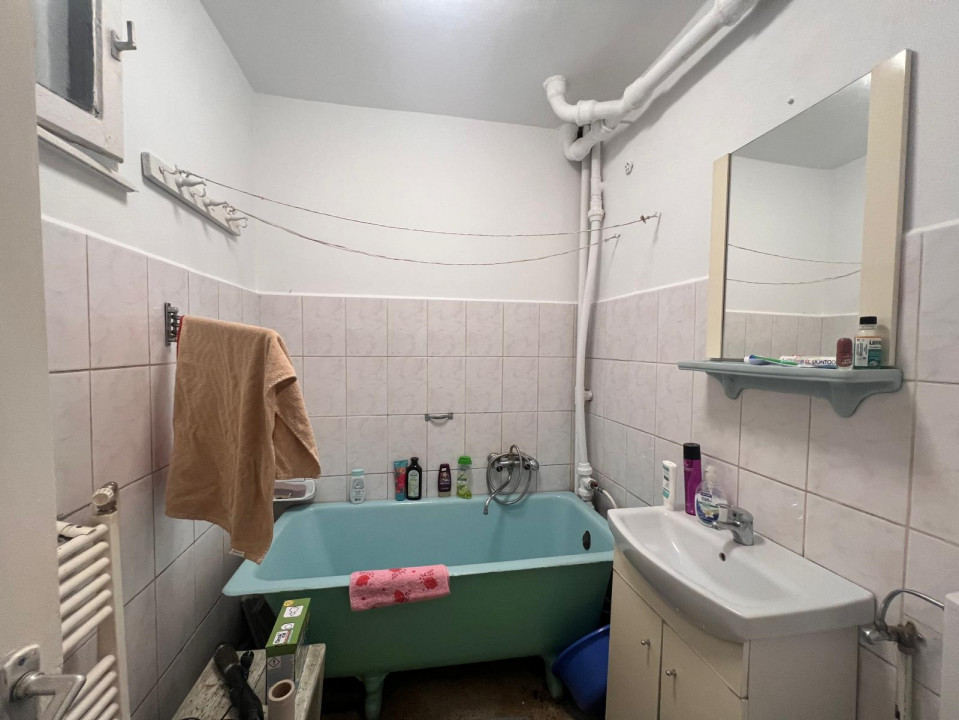 Apartament 2 camere, Ultracentral Cluj-Napoca, 48 mp, decomandat, etaj 1
