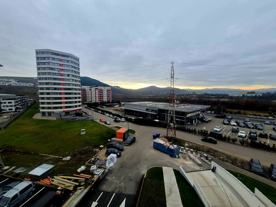 Apartament 3 camere Floresti-BMW, 77 mp utili, etaj 2, comision 0!