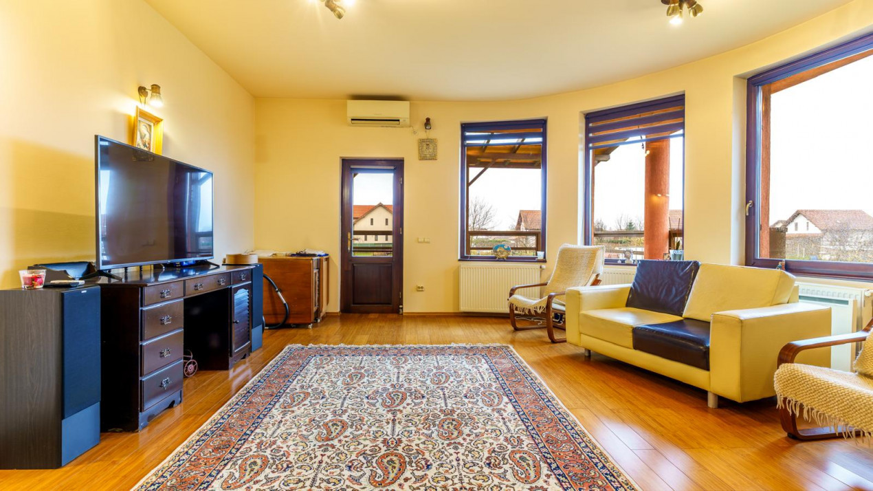 Casa de vanzare in Someseni, 242 mp utili, teren generos 994 mp