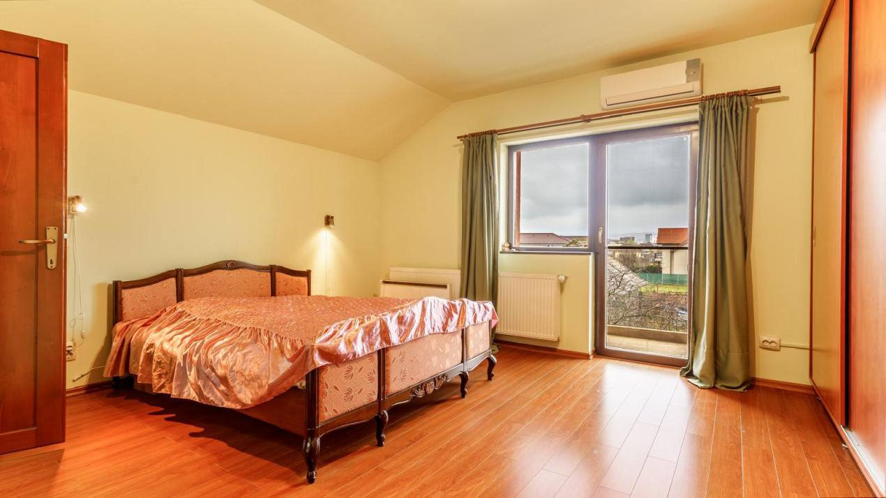 Casa de vanzare in Someseni, 242 mp utili, teren generos 994 mp