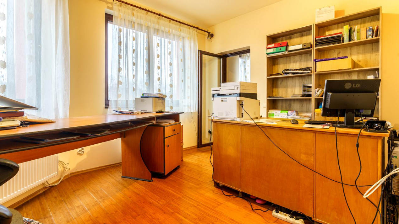 Casa de vanzare in Someseni, 242 mp utili, teren generos 994 mp