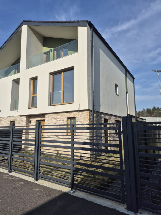 Duplex elegant, zonă exclusivistă de case, Parc Gheorgheni