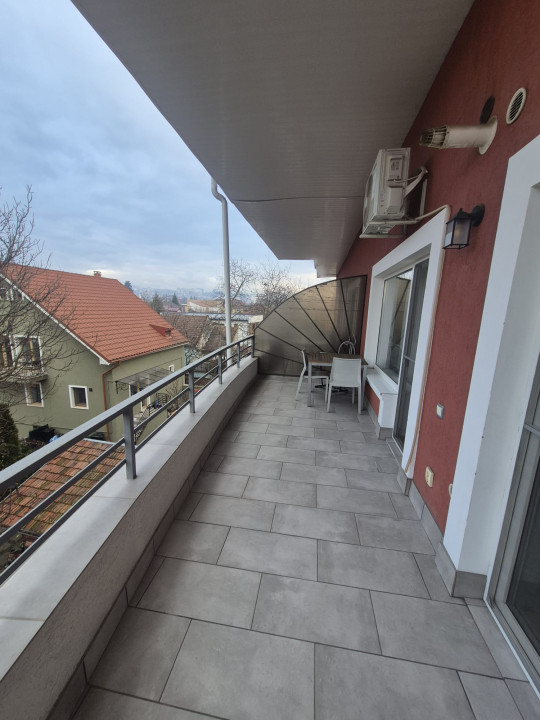 Apartament  premium în Gheorgheni, 86 mp, finisat, mobilat modern, garaj inclus