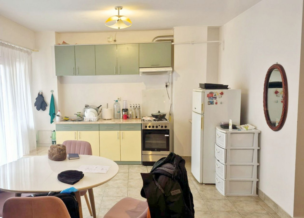 Apartament 2 camere Semicentral, Str. Bucuresti, zona Farmec