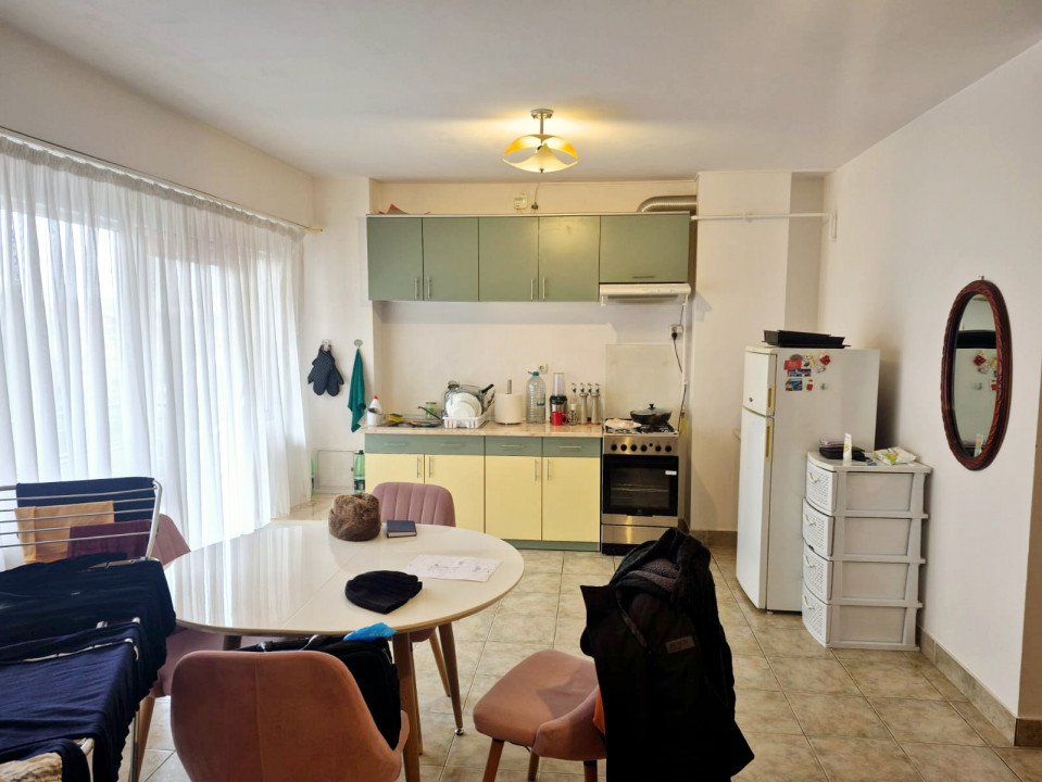 Apartament 2 camere Semicentral, Str. Bucuresti, zona Farmec