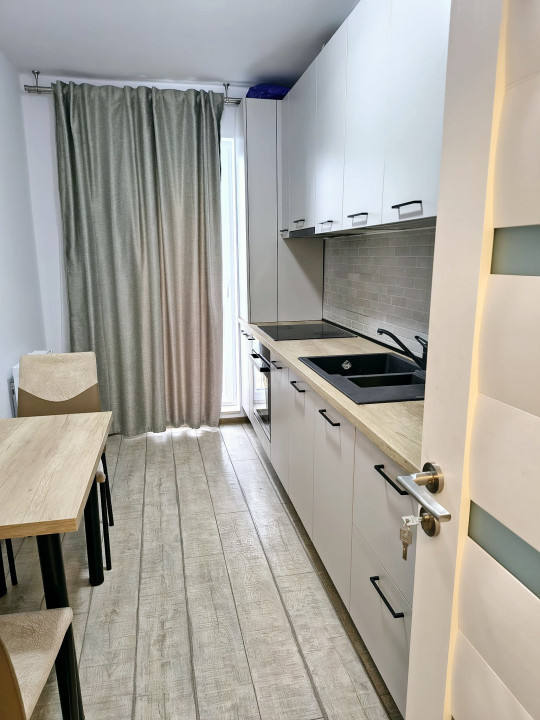 Apartament 2 camere Grand Hill Residence, 52 mp decomandat, finisat modern