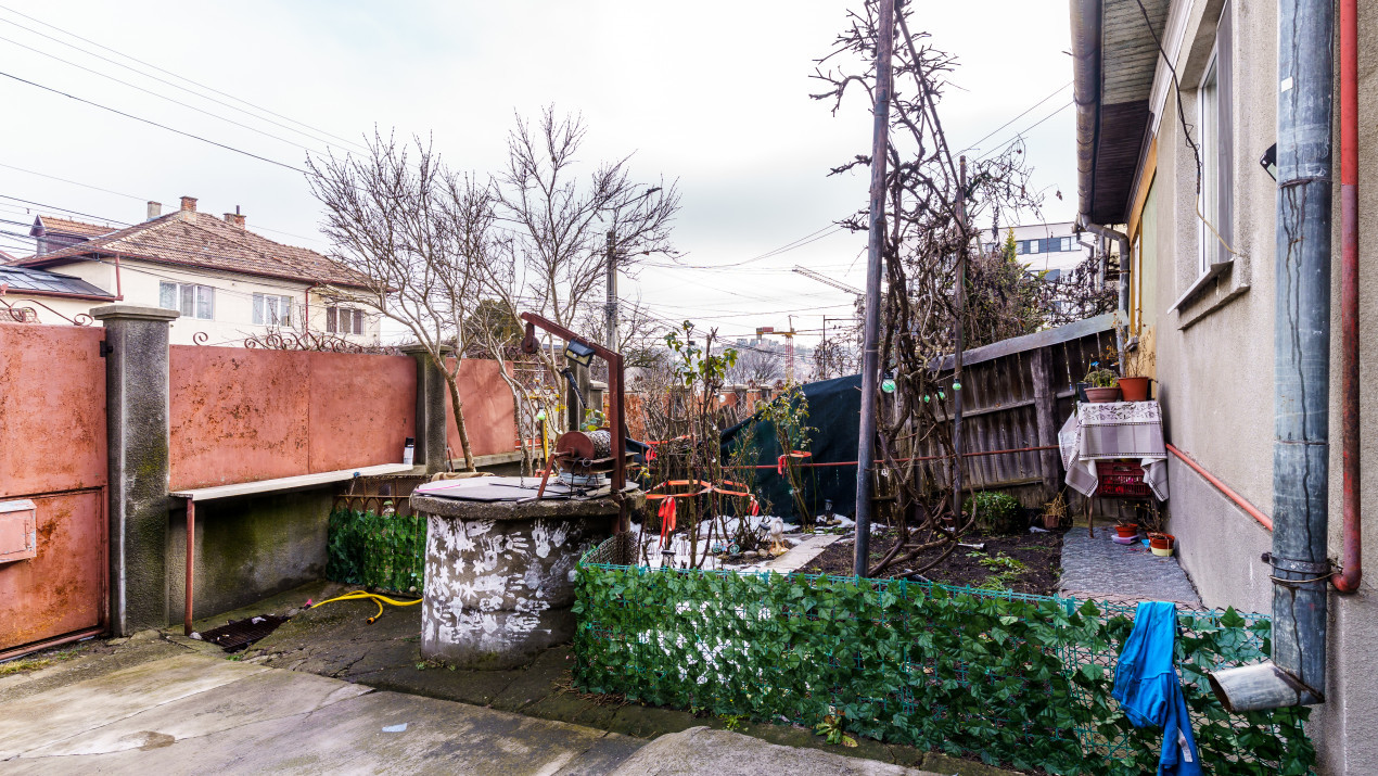 Casa de vanzare in Dambul Rotund-Corneliu Coposu, teren 450 mp, comision 0!