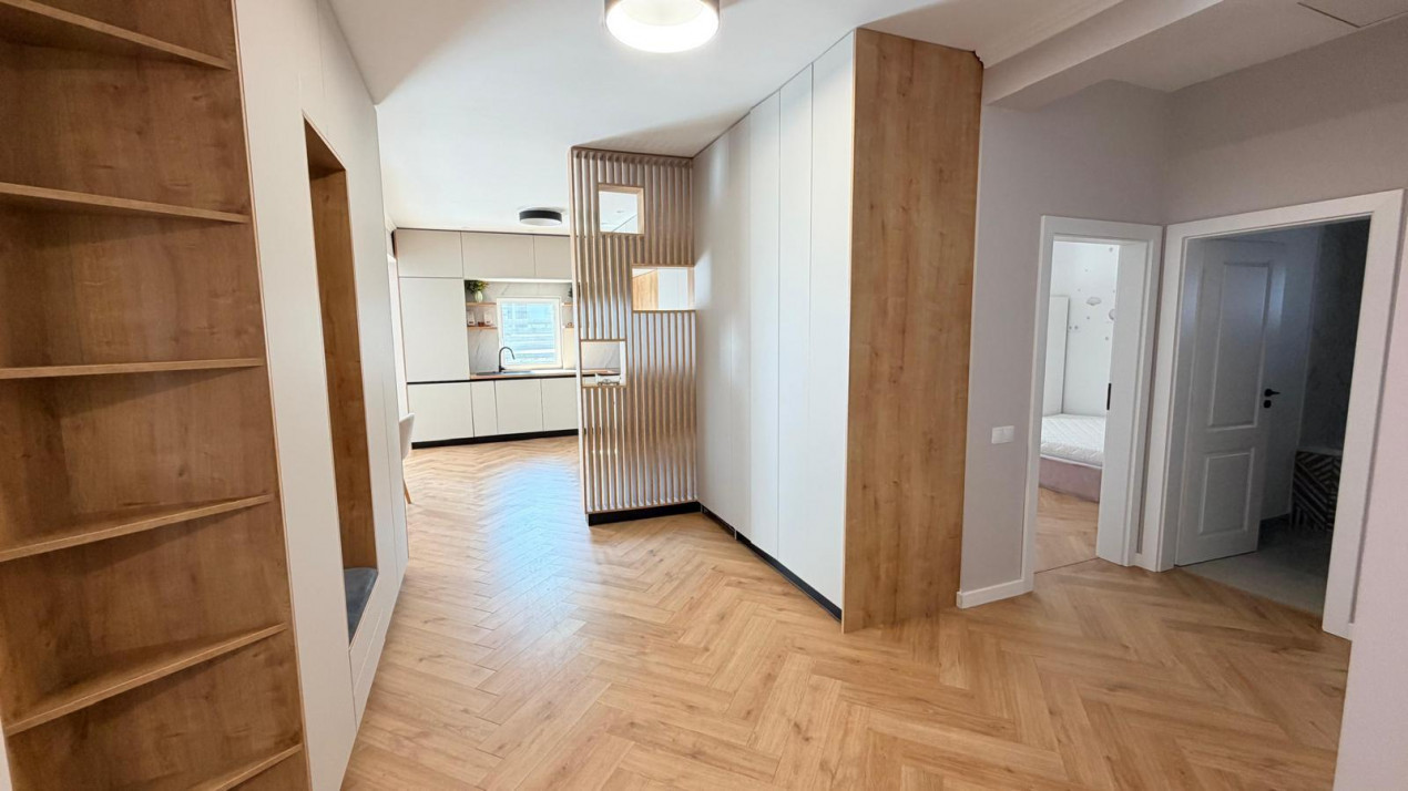 Casă în Corușu: design Premium, mobilier Custom și teren generos 725mp