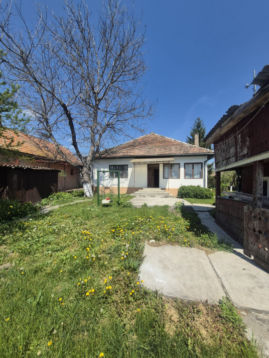 Casa individuala de vanzare in Iclod, 120 mp utili, teren 1260 mp, comision 0!