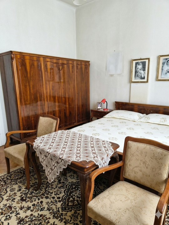 Oportunitate rară: Apartament in vilă interbelică, zona Emil Racoviță