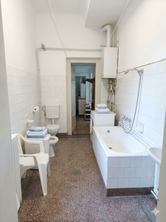 Oportunitate rară: Apartament in vilă interbelică, zona Emil Racoviță