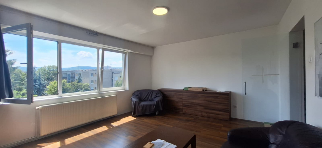 Oportunitate rară: Apartament spațios cu 3 camere în cartierul Andrei Mureșanu!