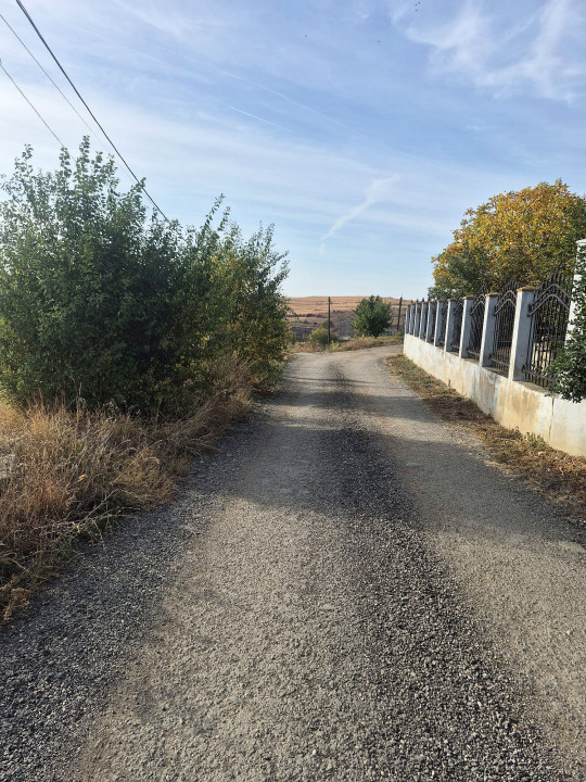 Oportunitate excelentă de dezvoltare rezidențială: 4420 mp  în Vâlcele