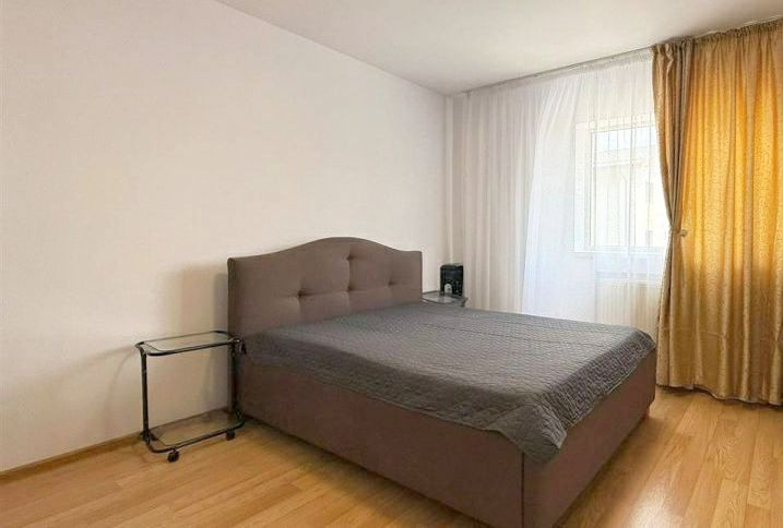 Apartament primitor cu 3 camere și o terasă spectaculoasă de 25 mp