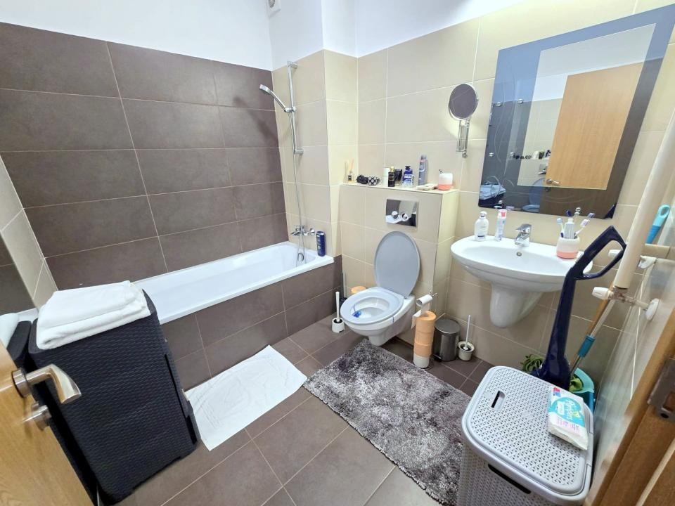 Ap. 2 cam. ultrafinisat, terasă 33 mp + parcare subterană inclusă! Cart. Europa